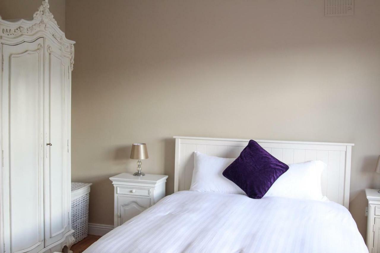 Atlantic Rose Cottage ดูลิน ภายนอก รูปภาพ